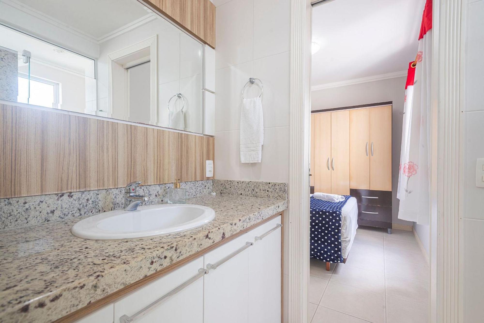 Iprl091 - Ap Aconchegante Com Ampla Varanda 3q+3wc Balneario Camboriu